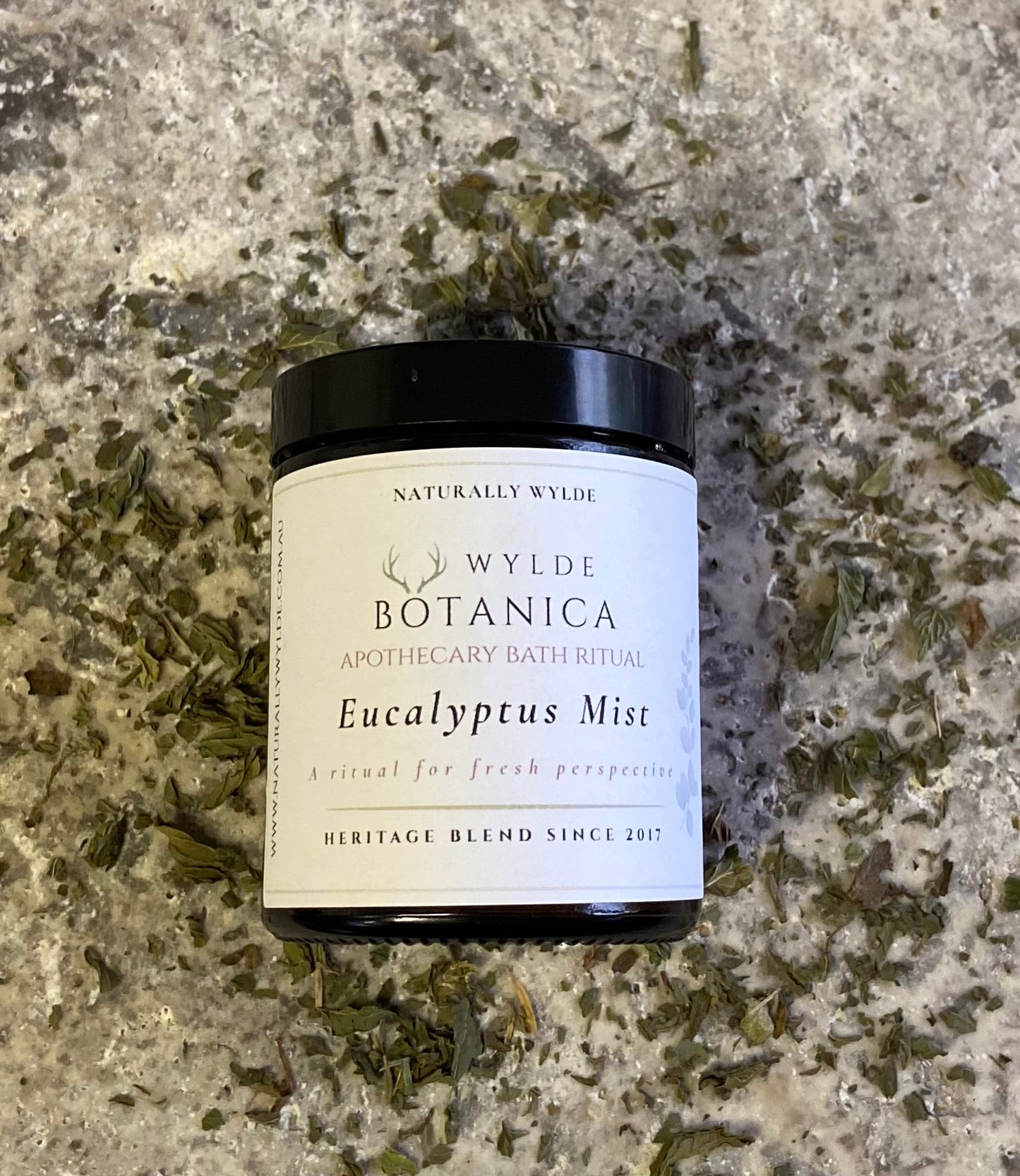EUCALYPTUS MIST APOTHECARY BATH RITUAL