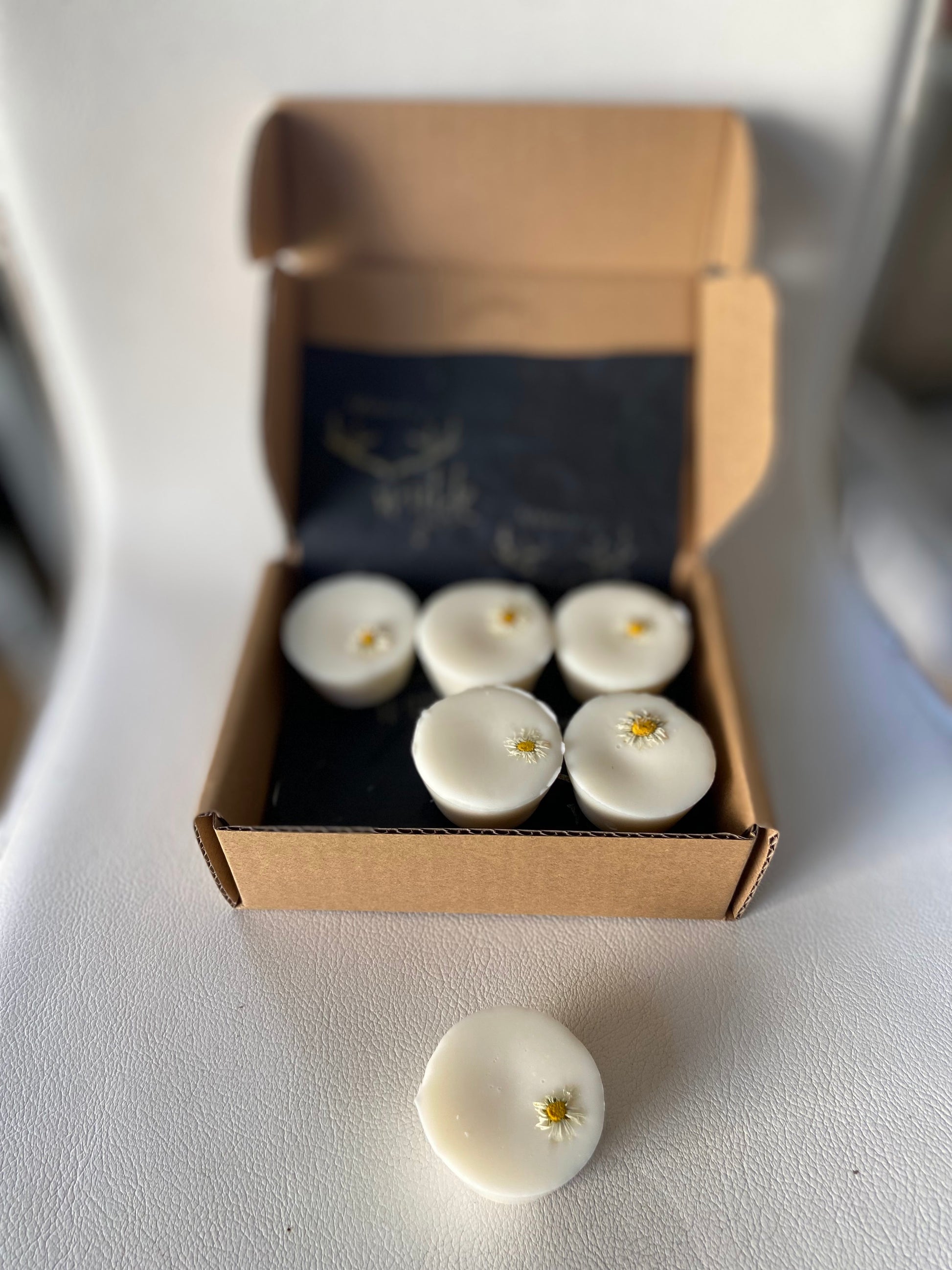 SUNSHINE Wylde Melts ~ Soy Wax with essential oils and floral herbs image 0