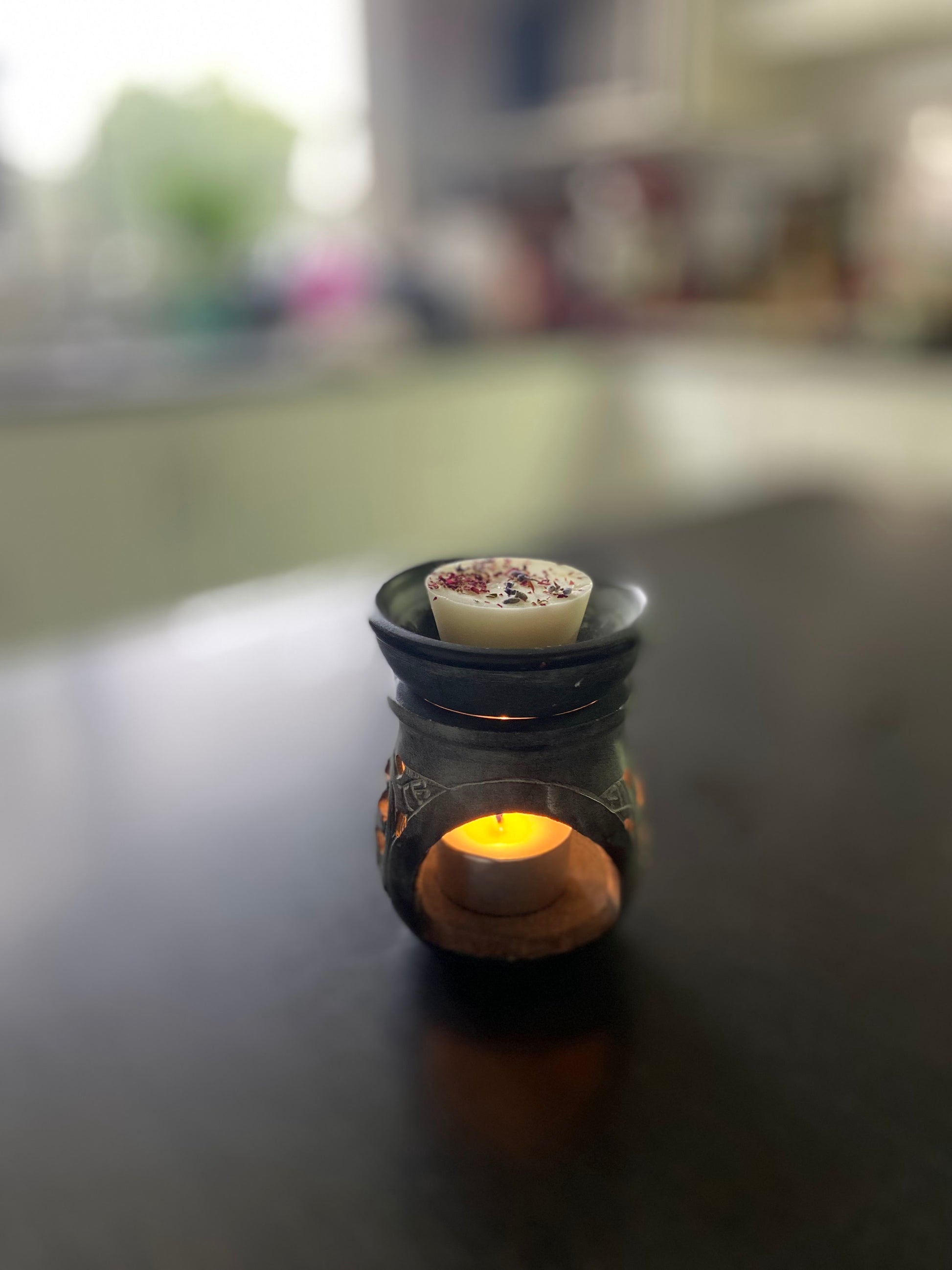 UNFORGETTABLE Wylde Melts ~ Soy Wax with essential oils and floral herbs image 2